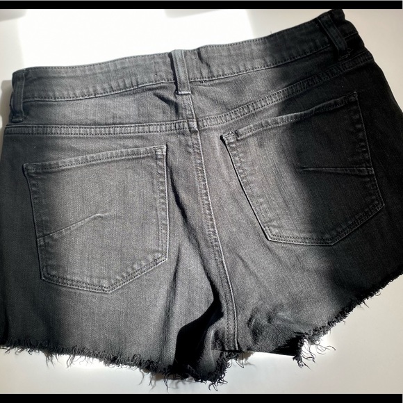Aritiza Talula Black Denim Shorts - Picture 4 of 4
